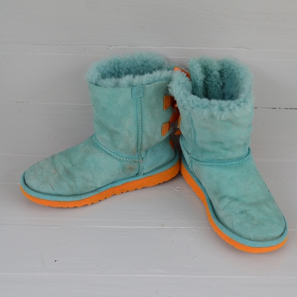 UGG Bailey Bow Boots Kids Sz 3 s/n 3280K Teal - Picture 5 of 7